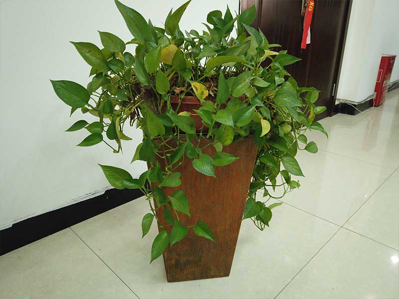 <h3>corten steel planters series– Veradek</h3>
